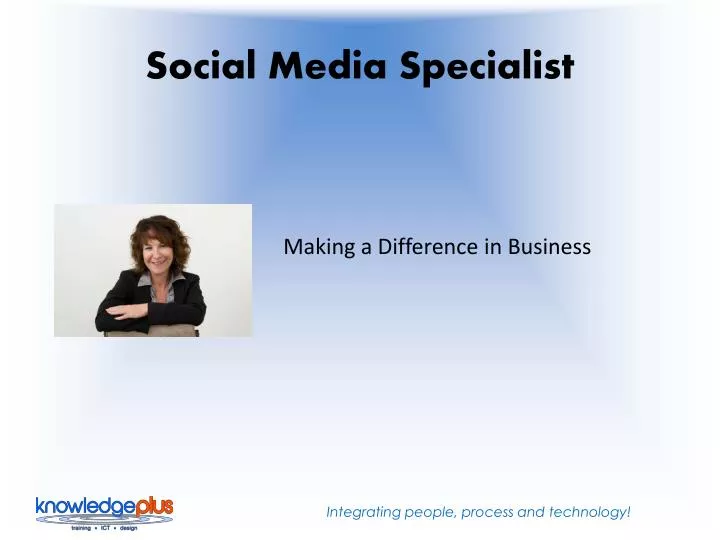 social media specialist n.